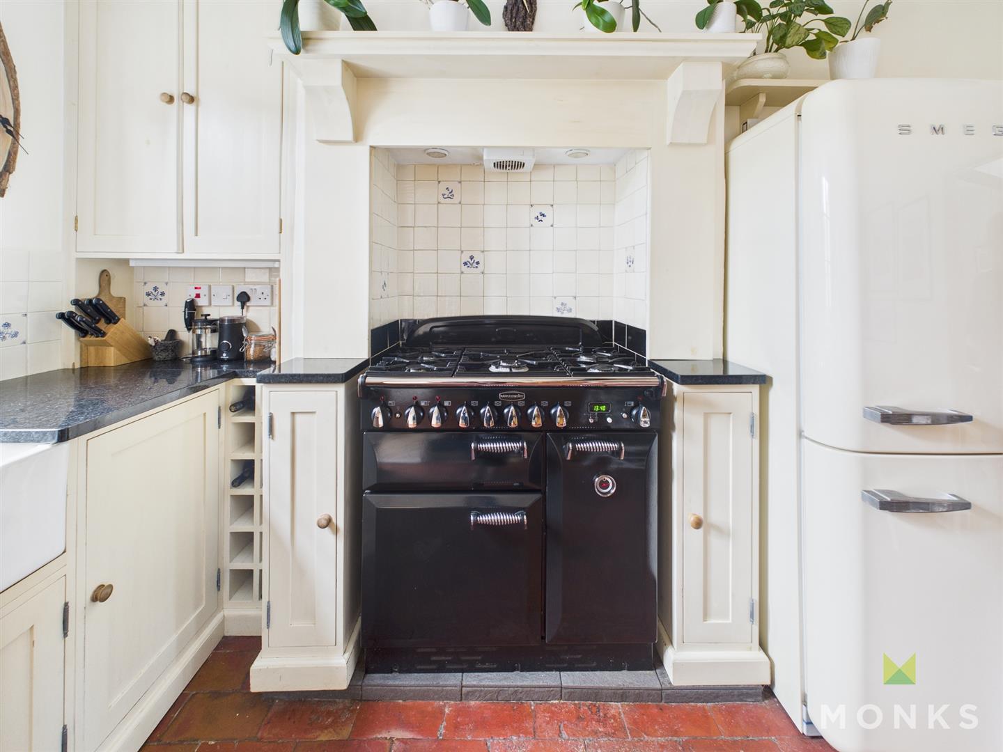 3 Model Cottages, Shrewsbury, SY4 4BW SSTC 3 Model Cottages, Shrewsbury, SY4 4BW SSTC